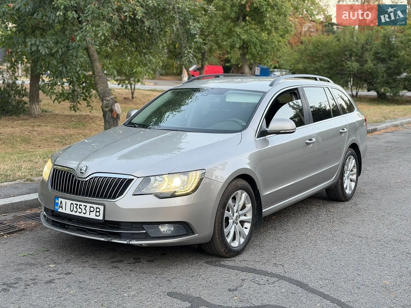 Skoda Superb, 2013
