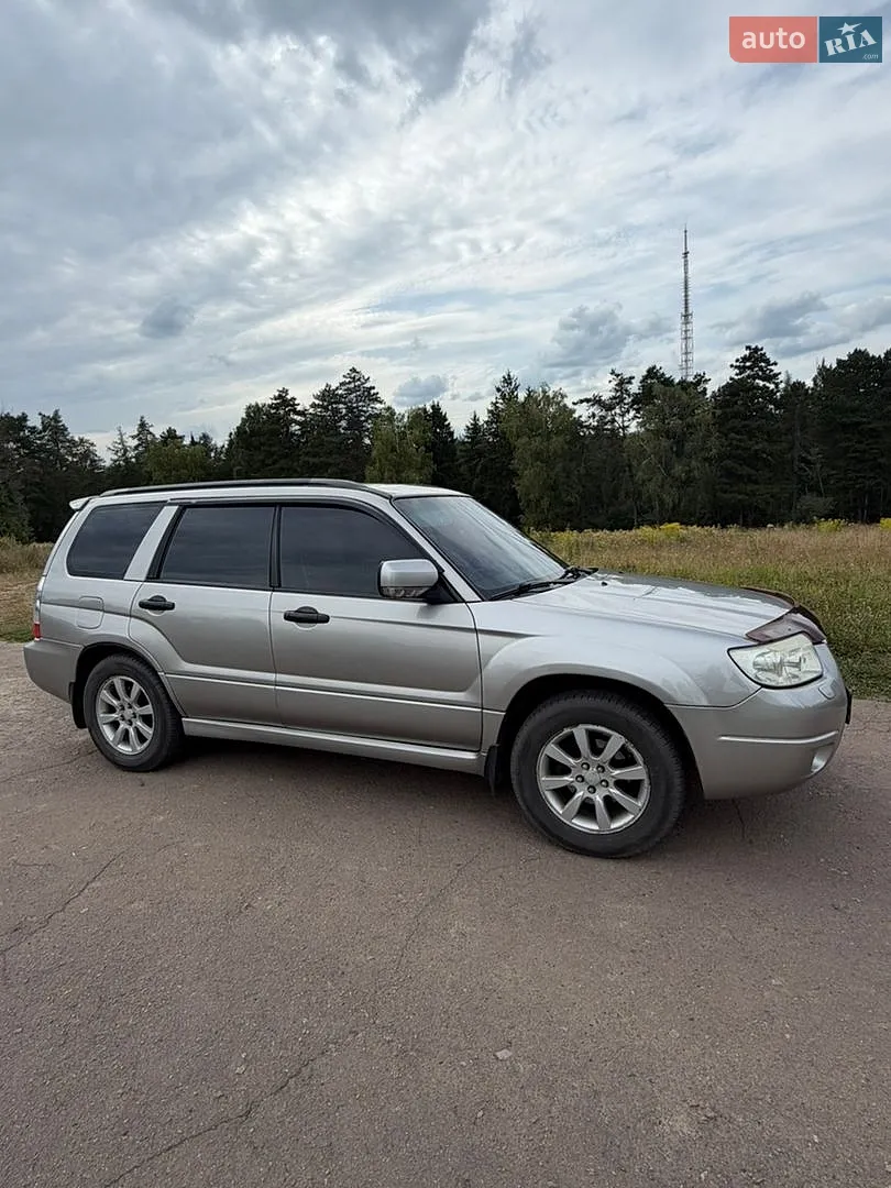 Subaru Forester, 2005