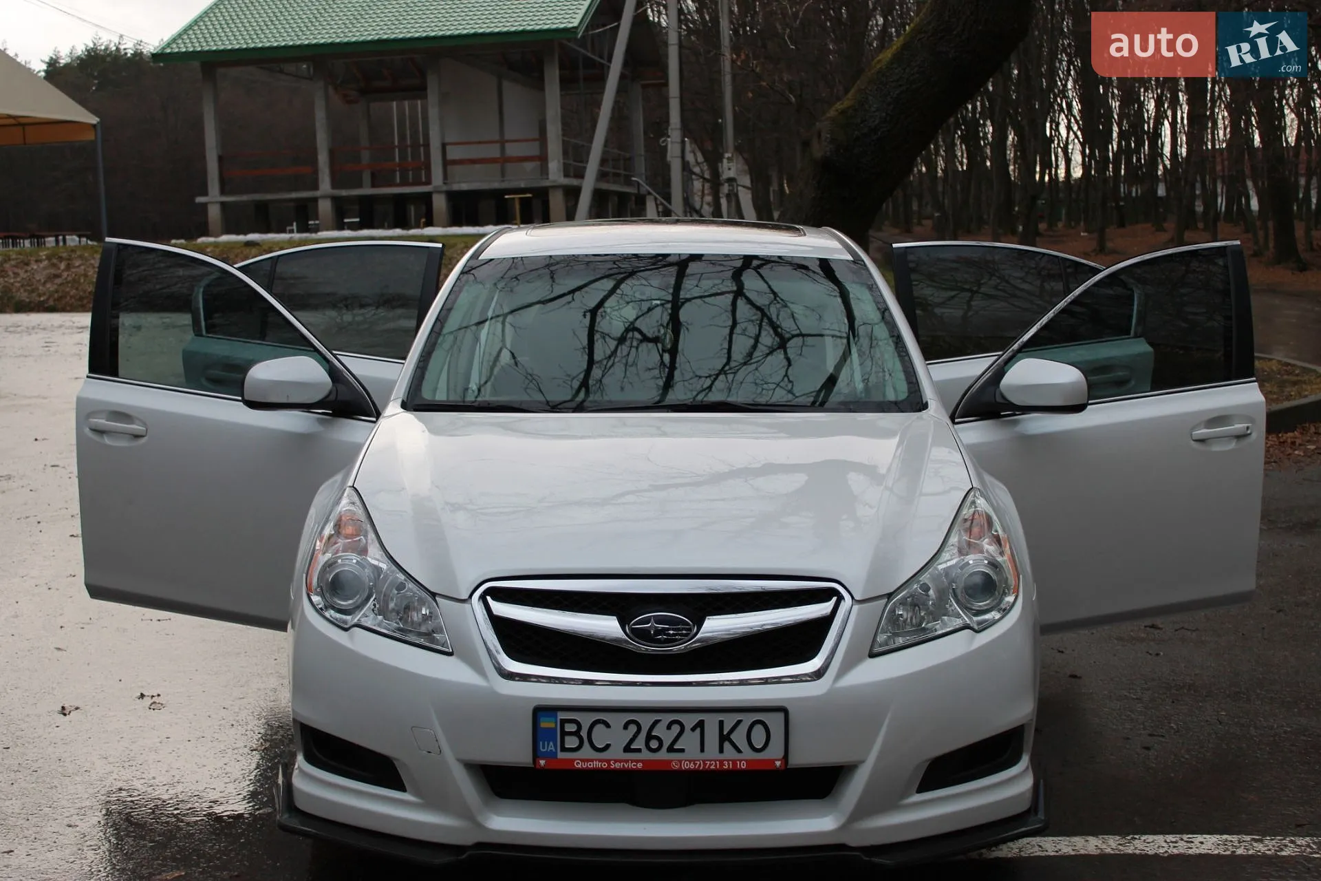 Subaru Legacy, 2011