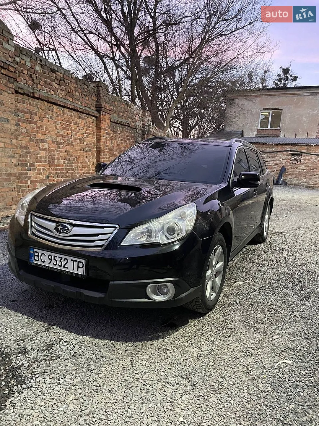 Subaru Outback 2011 — 1