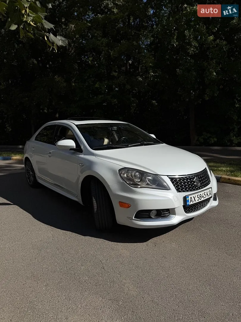Suzuki Kizashi, 2011