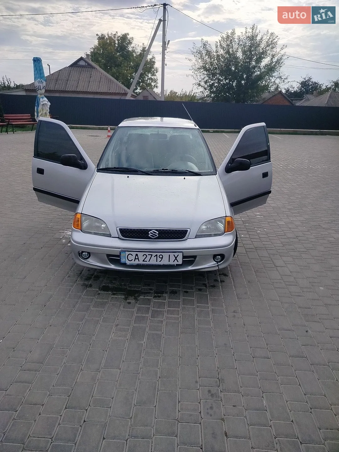 Suzuki Swift, 2001