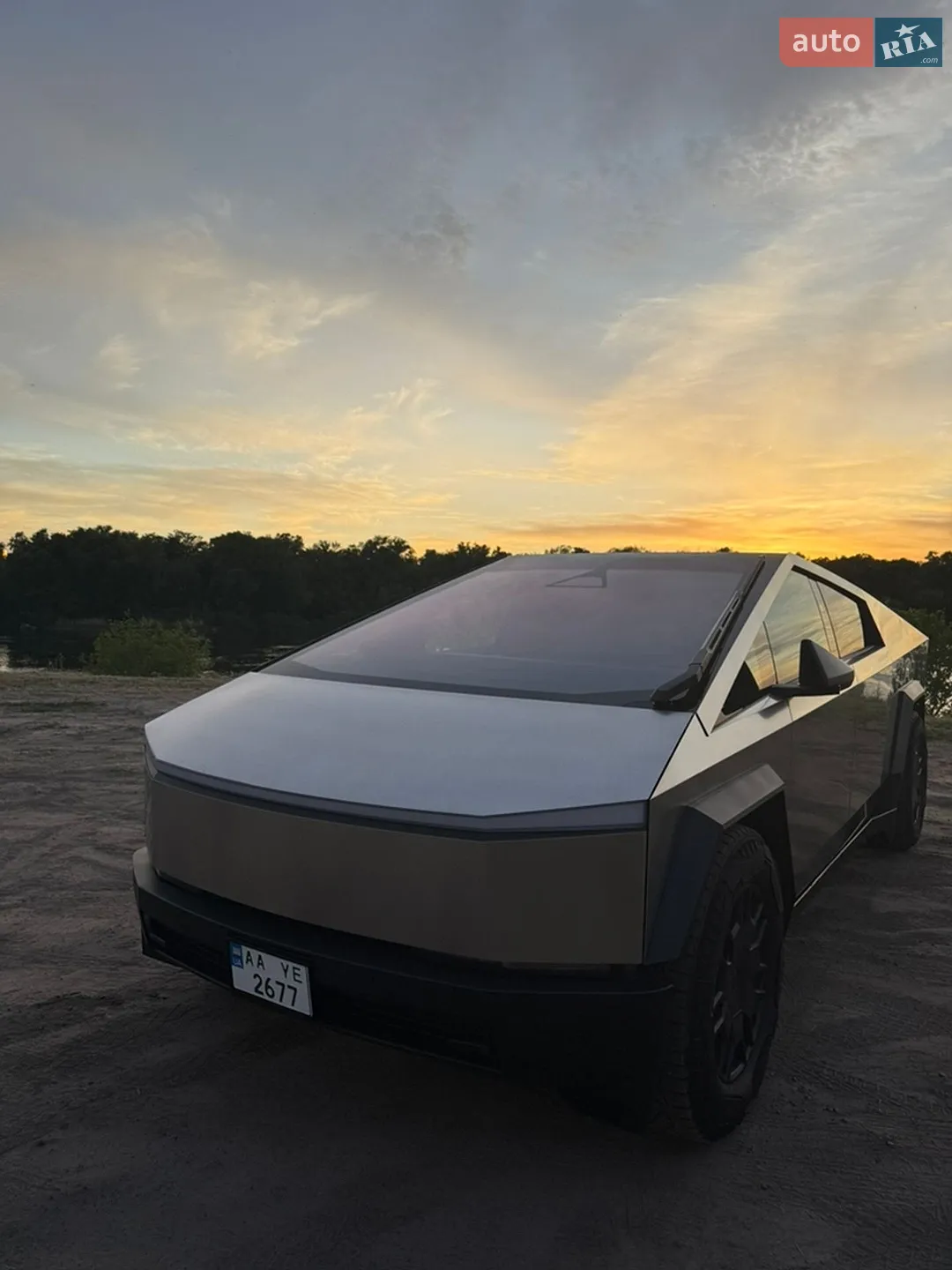 Tesla Cybertruck, 2024