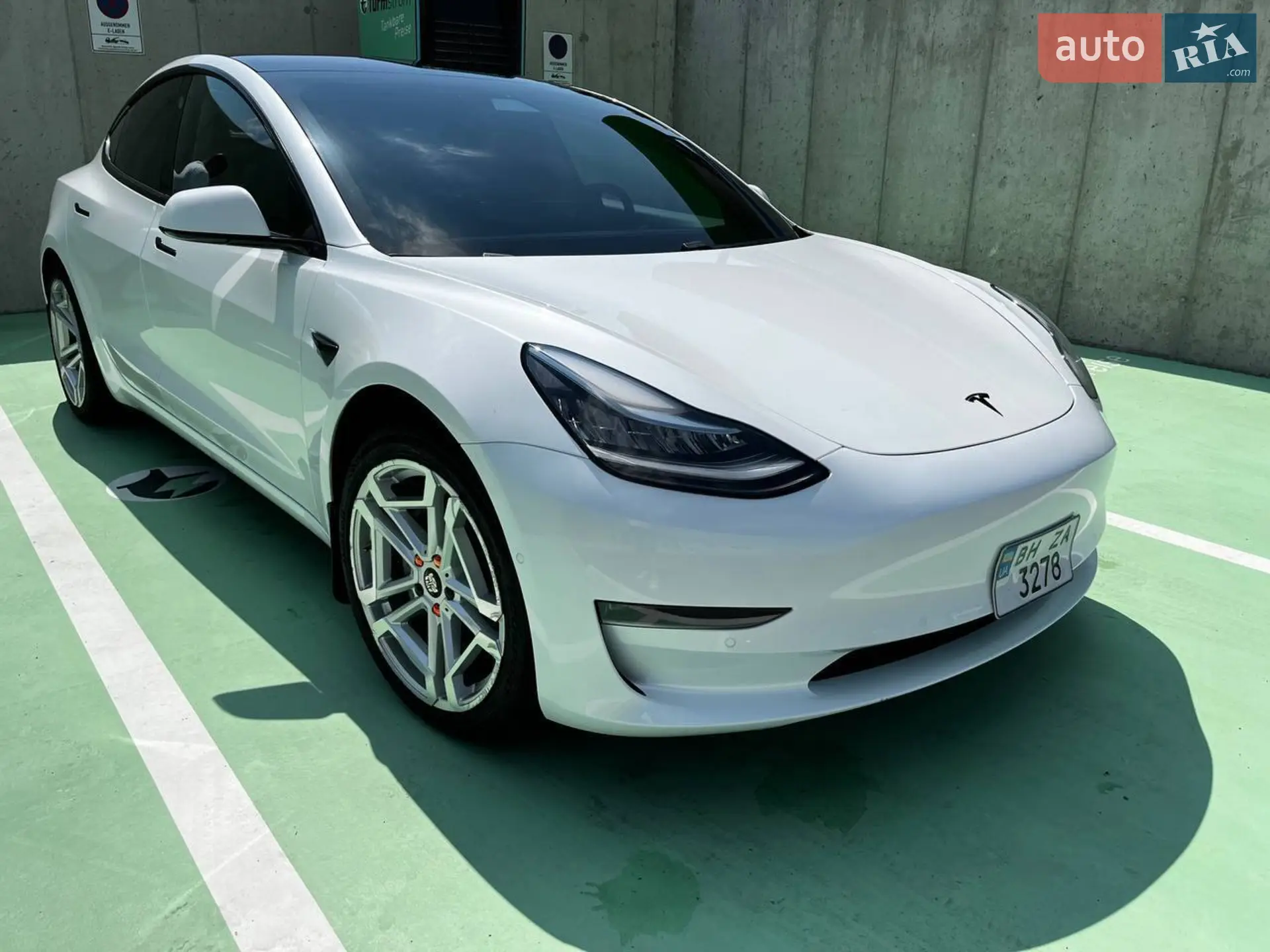 Tesla Model 3, 2018
