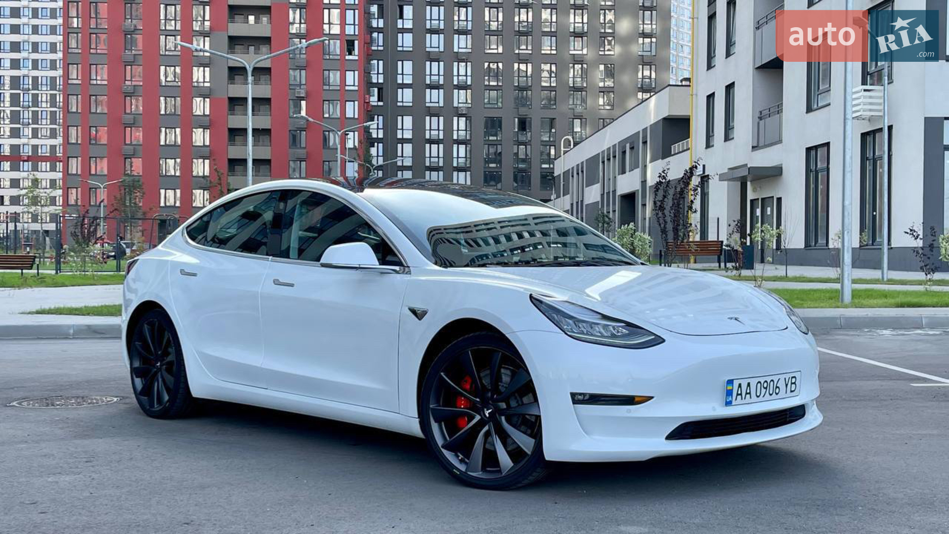 Tesla Model 3, 2020
