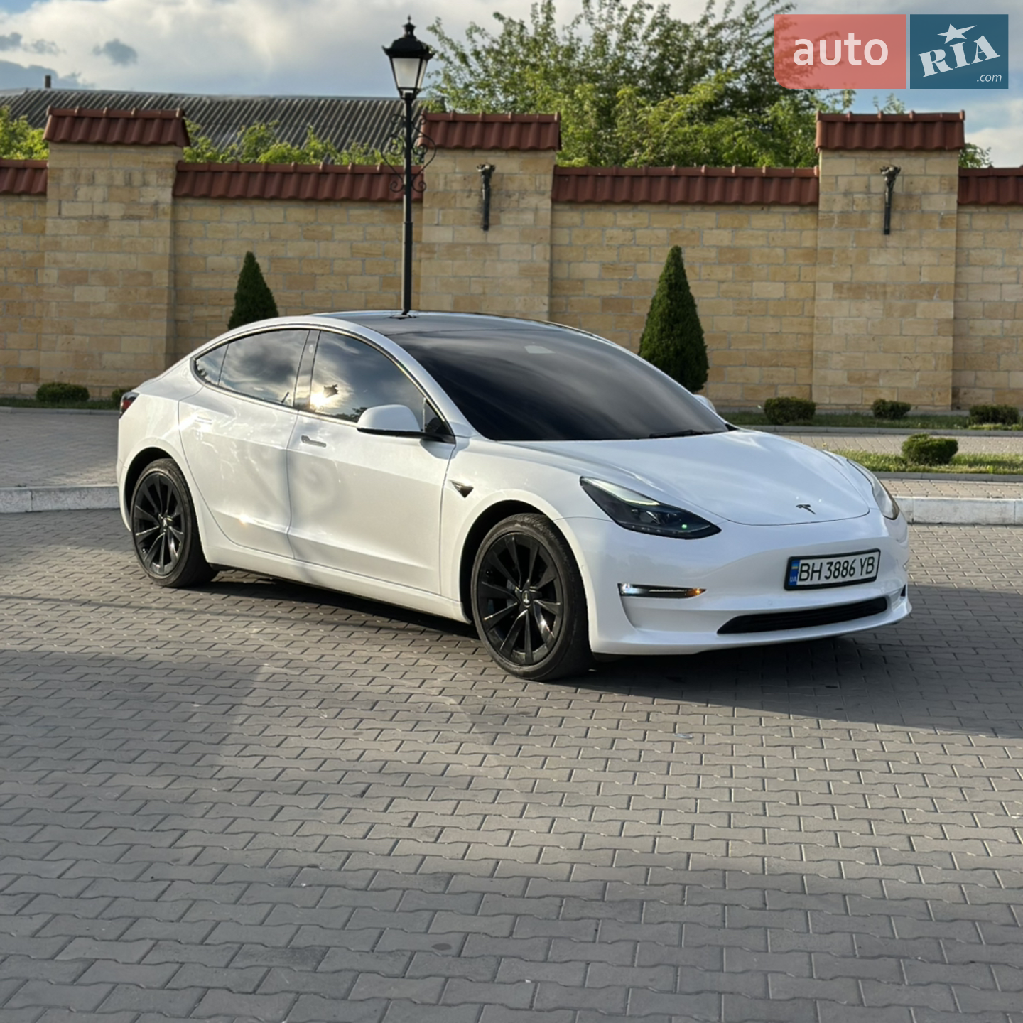 Tesla Model 3, 2022