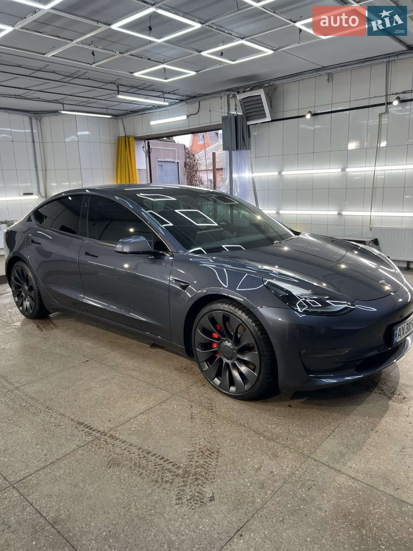 Tesla Model 3, 2021