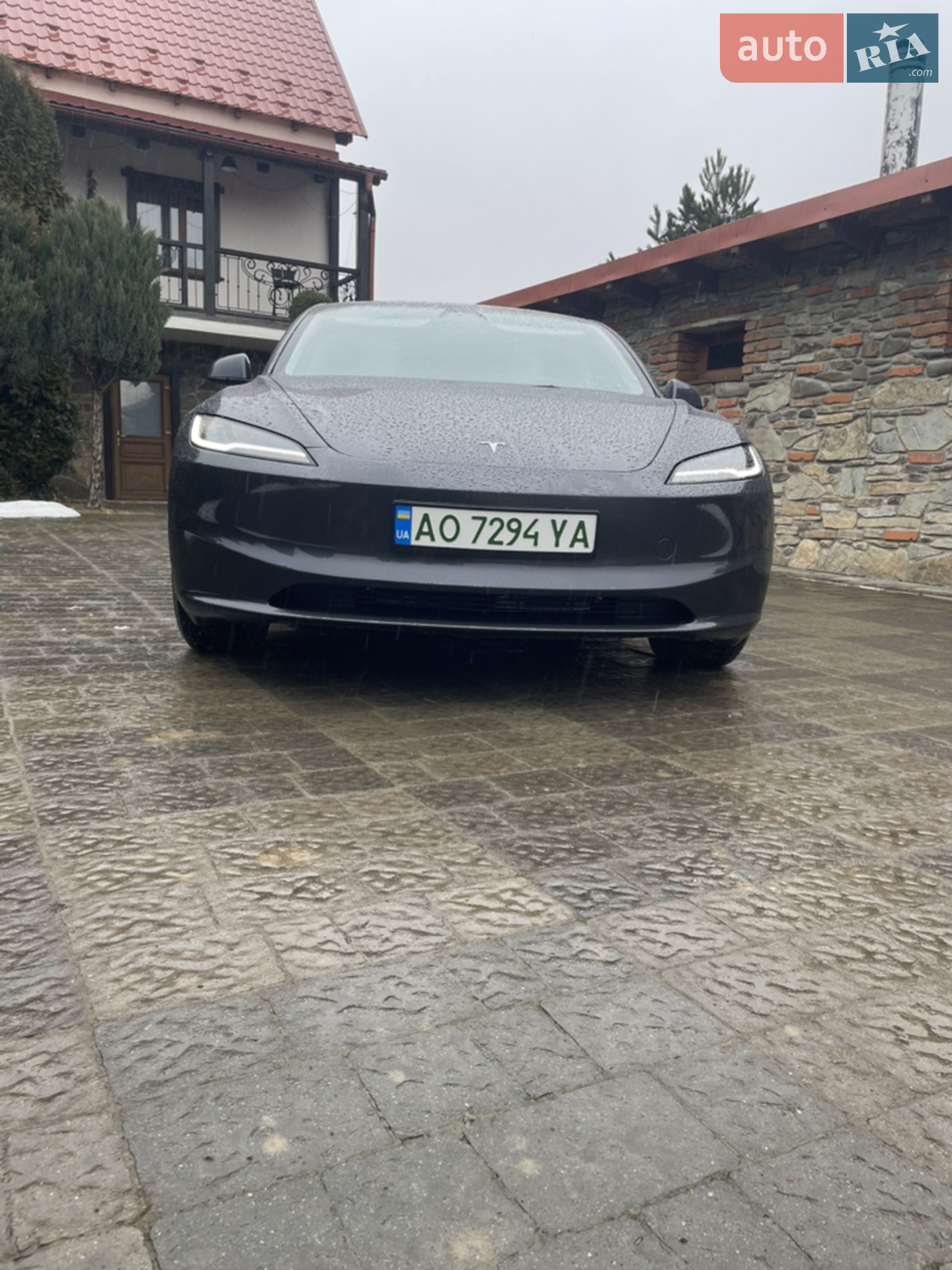 Tesla Model 3, 2024
