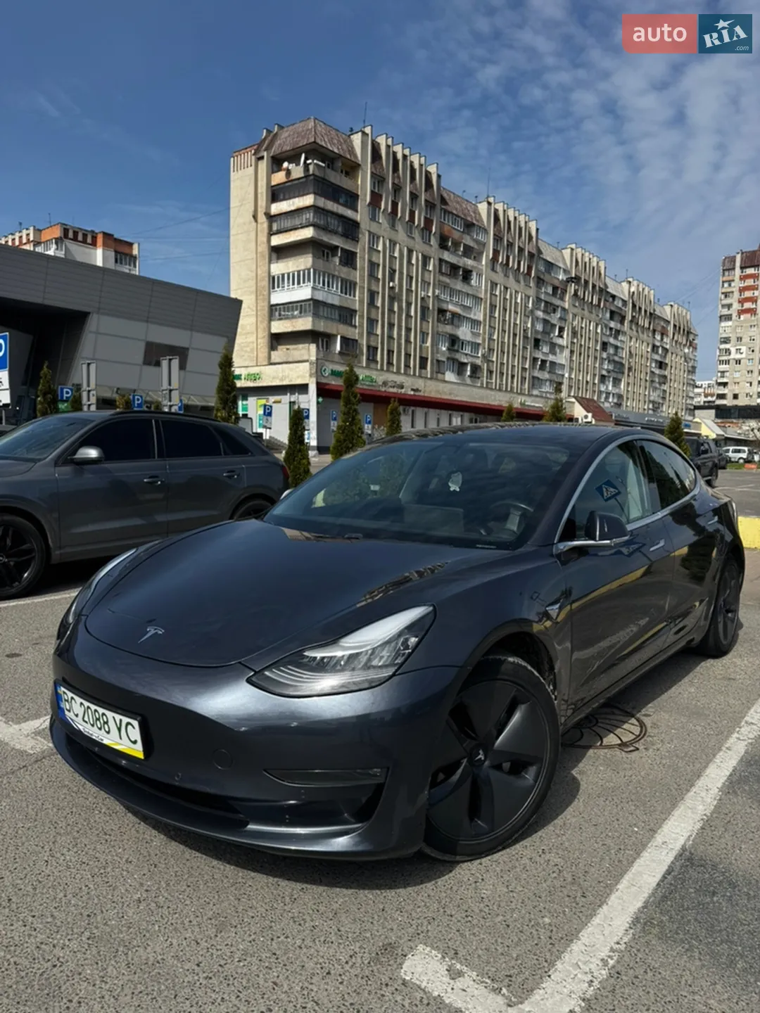 Tesla Model 3, 2019