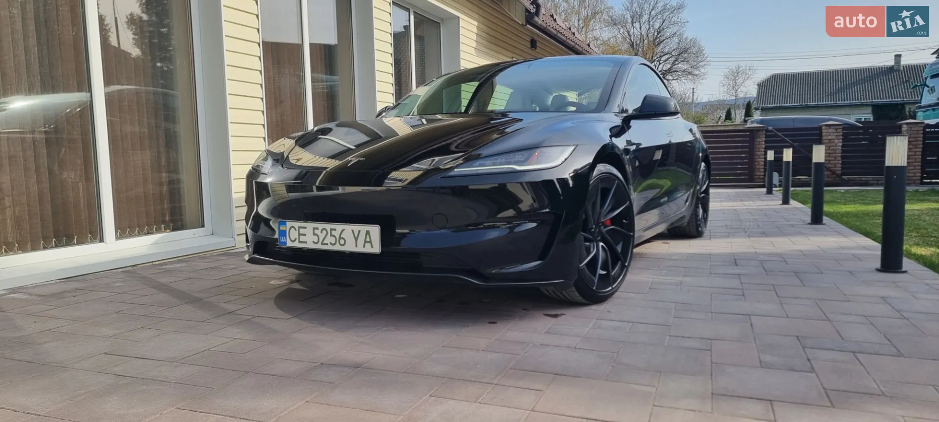 Tesla Model 3, 2024