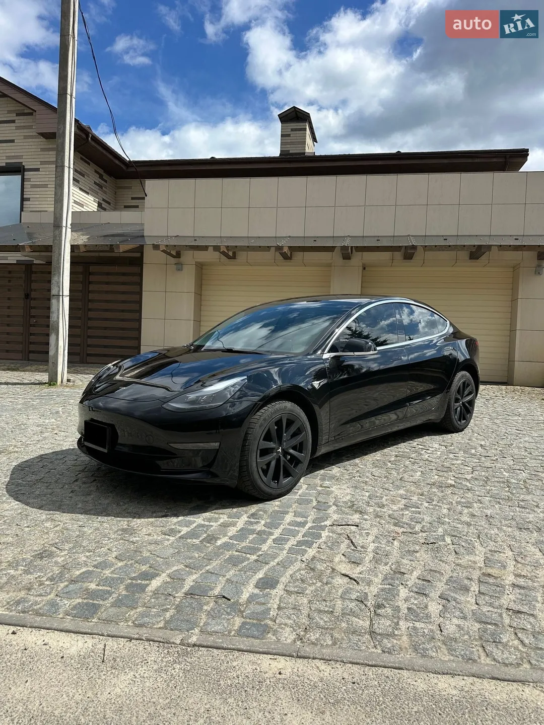 Tesla Model 3, 2020