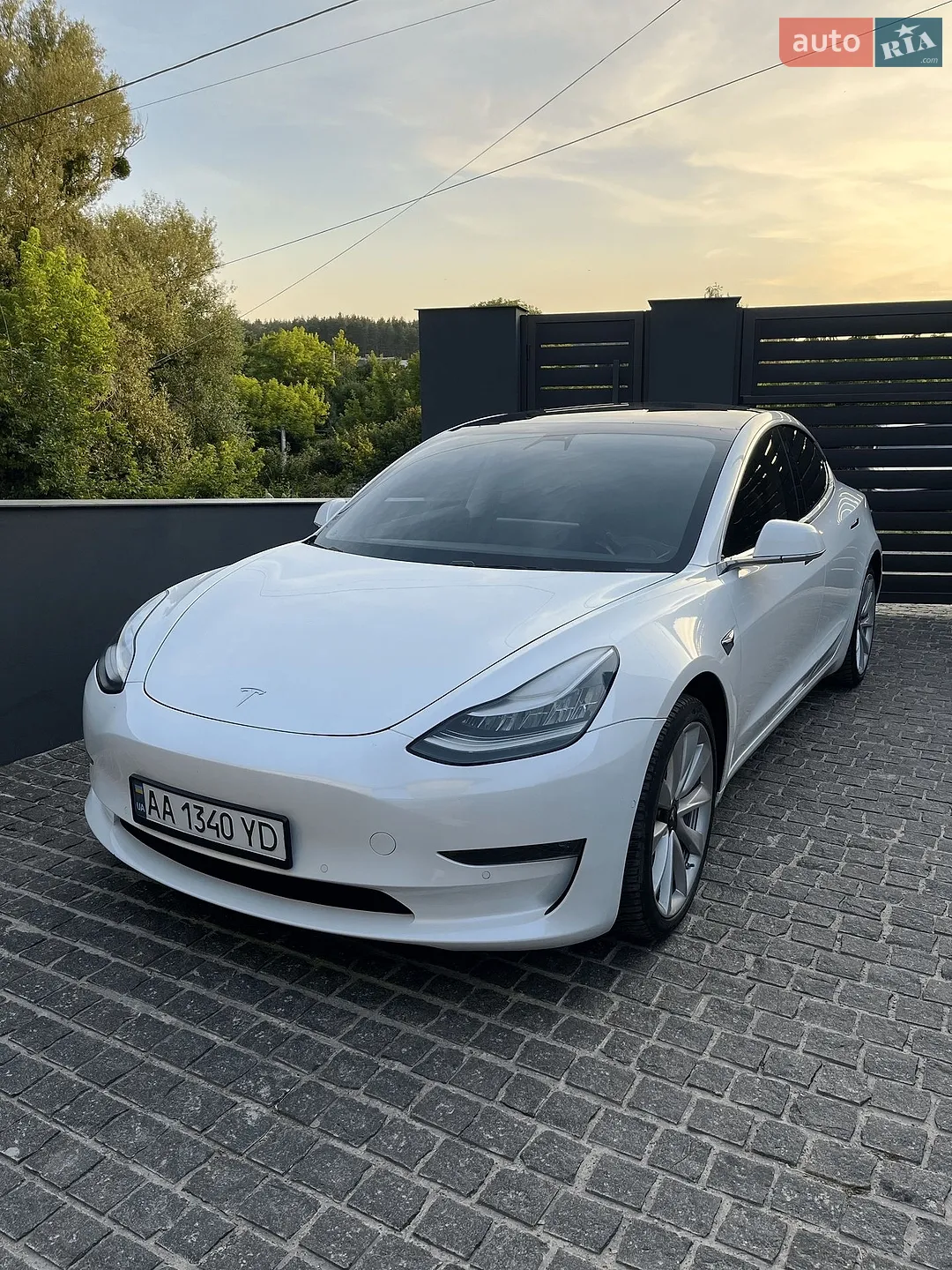 Tesla Model 3, 2020