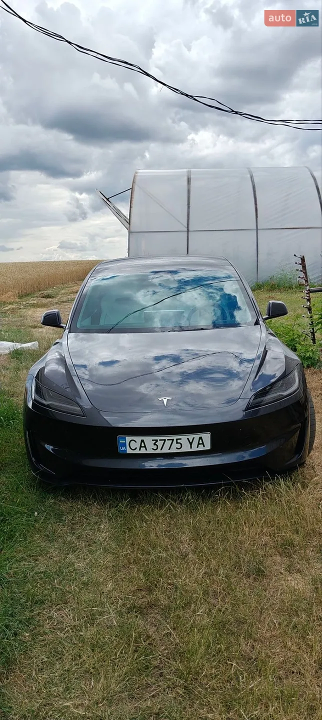 Tesla Model 3, 2024