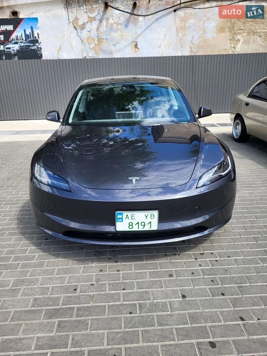 Tesla Model 3, 2025