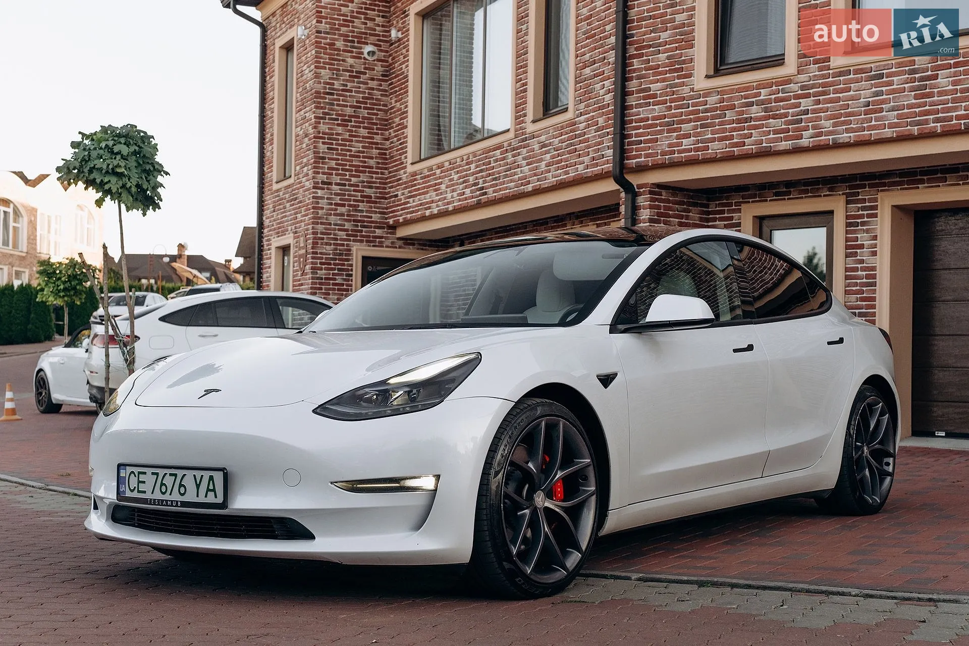 Tesla Model 3, 2023