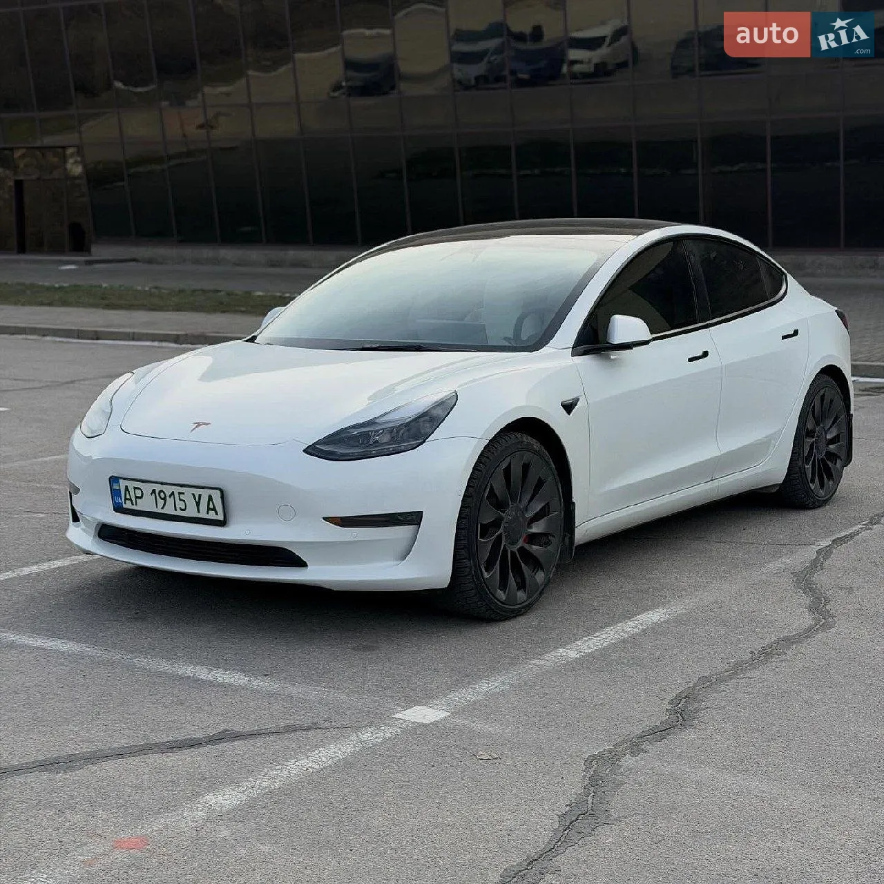 Tesla Model 3 2022 — 1
