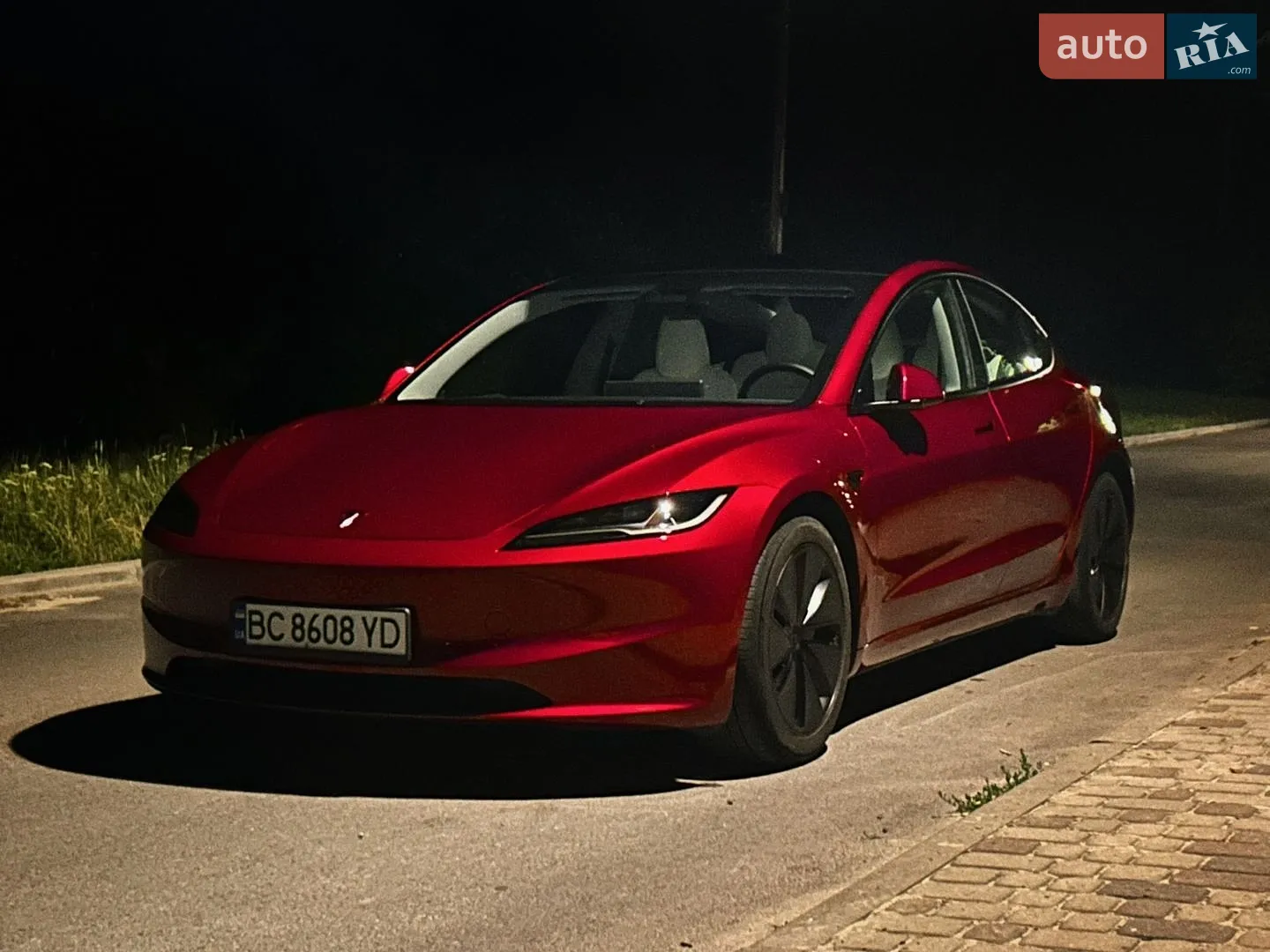 Tesla Model 3, 2024