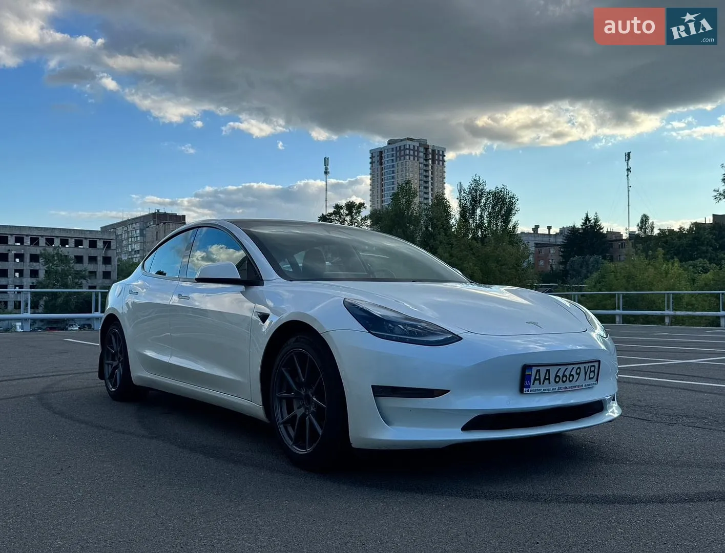 Tesla Model 3, 2021