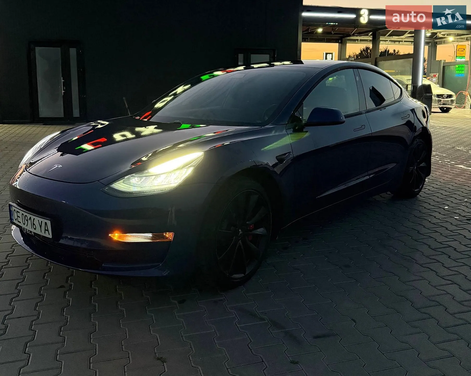 Tesla Model 3, 2021