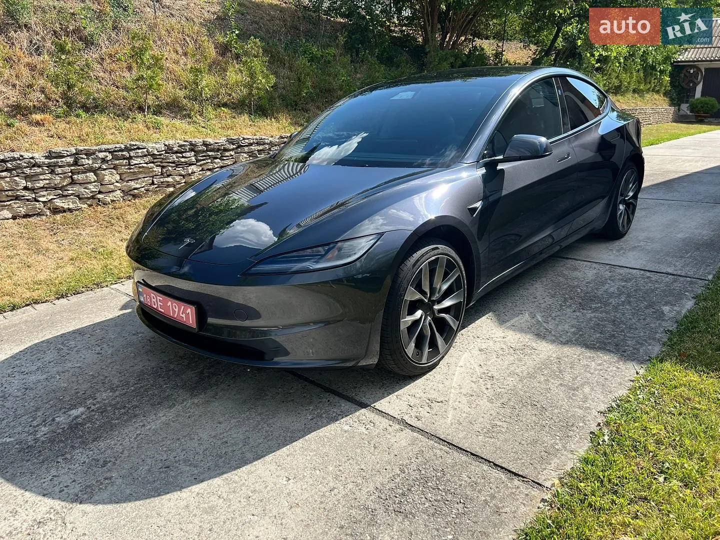 Tesla Model 3, 2024