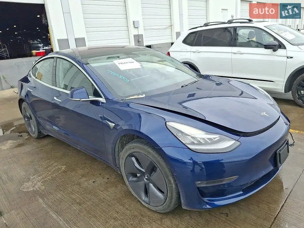 Tesla Model 3, 2018