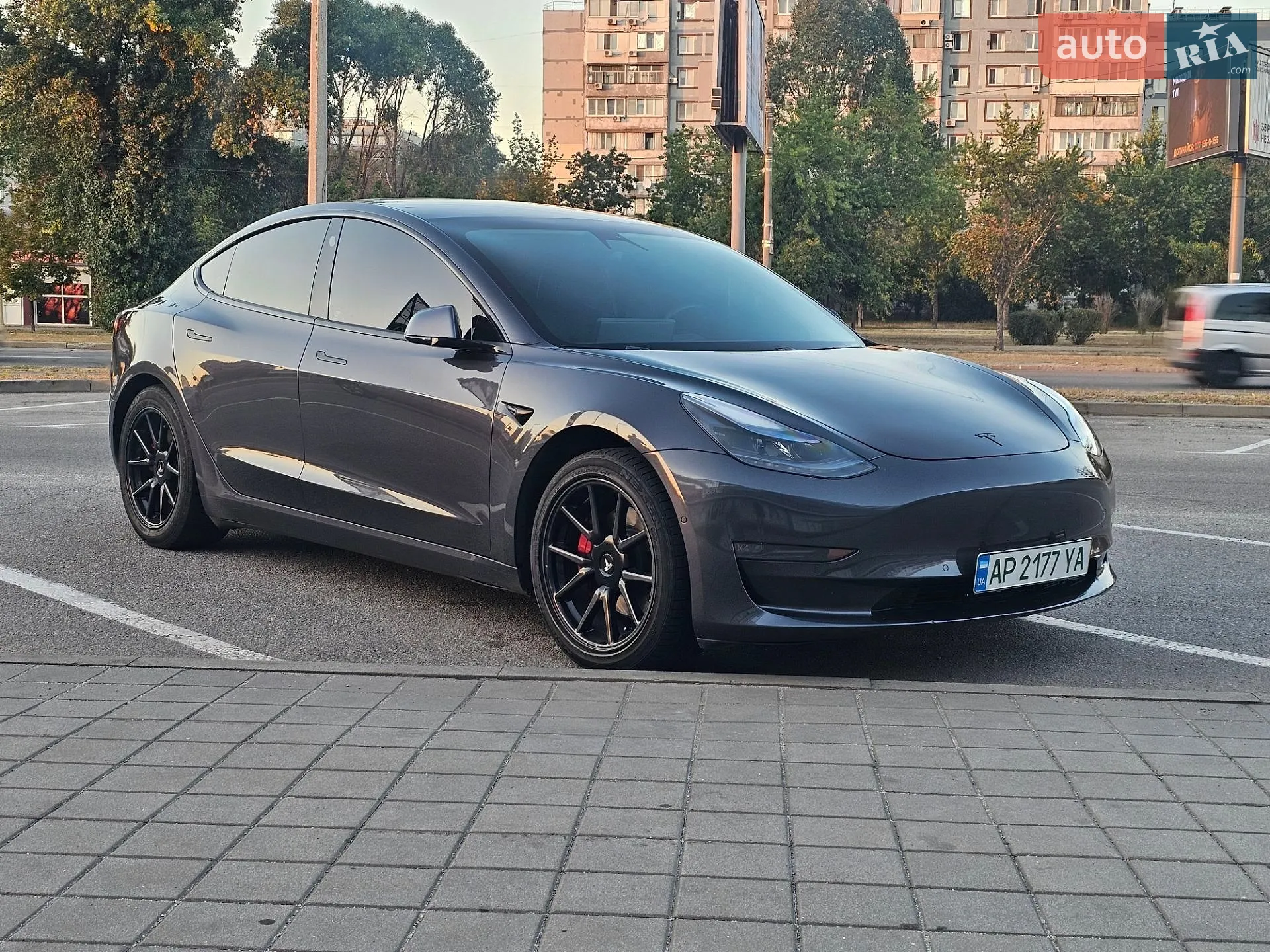 Tesla Model 3, 2019