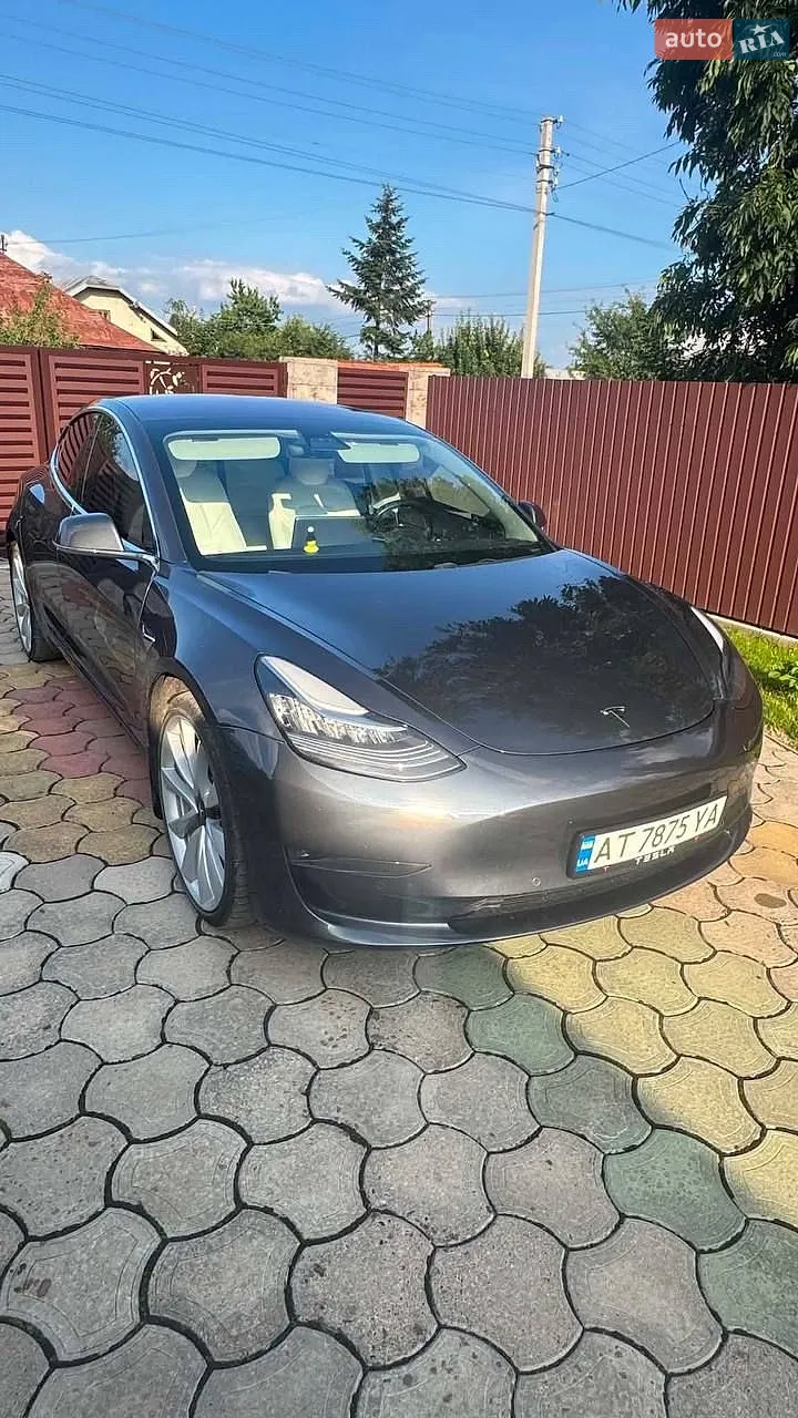 Tesla Model 3, 2018