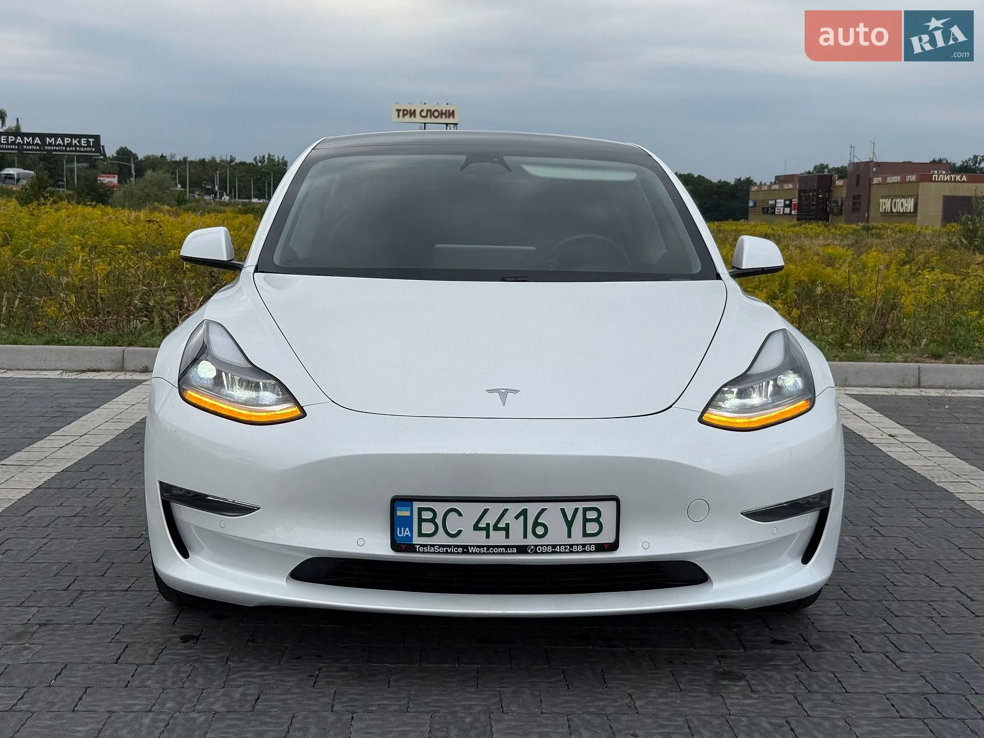 Tesla Model 3, 2021