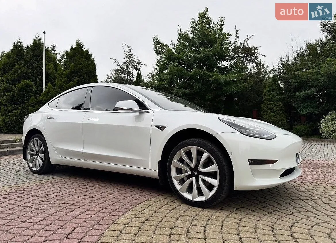 Tesla Model 3, 2018