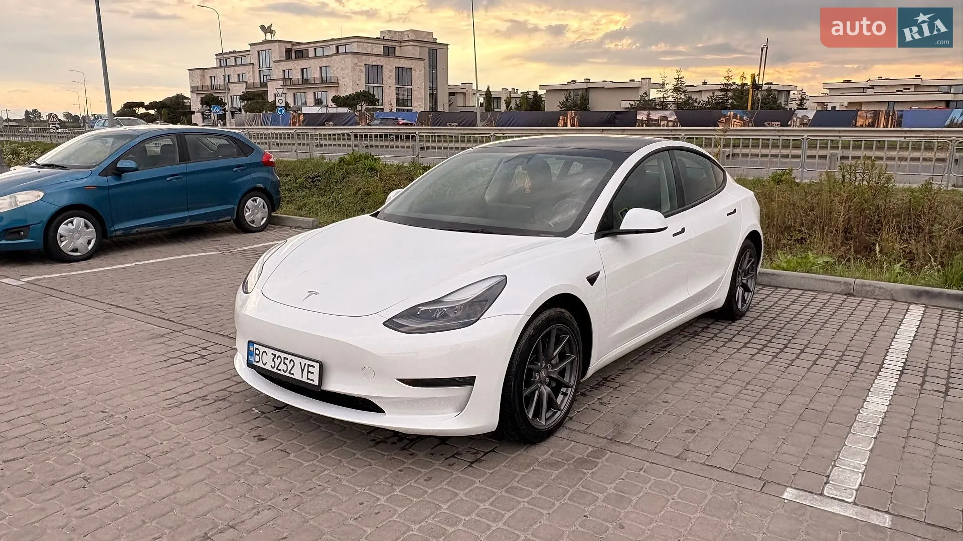 Tesla Model 3, 2023