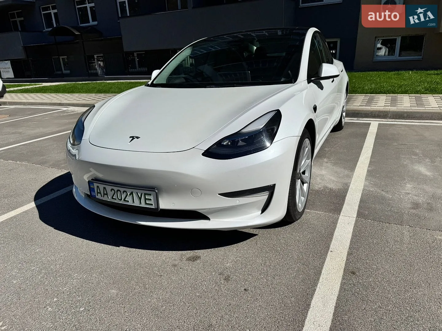 Tesla Model 3, 2021