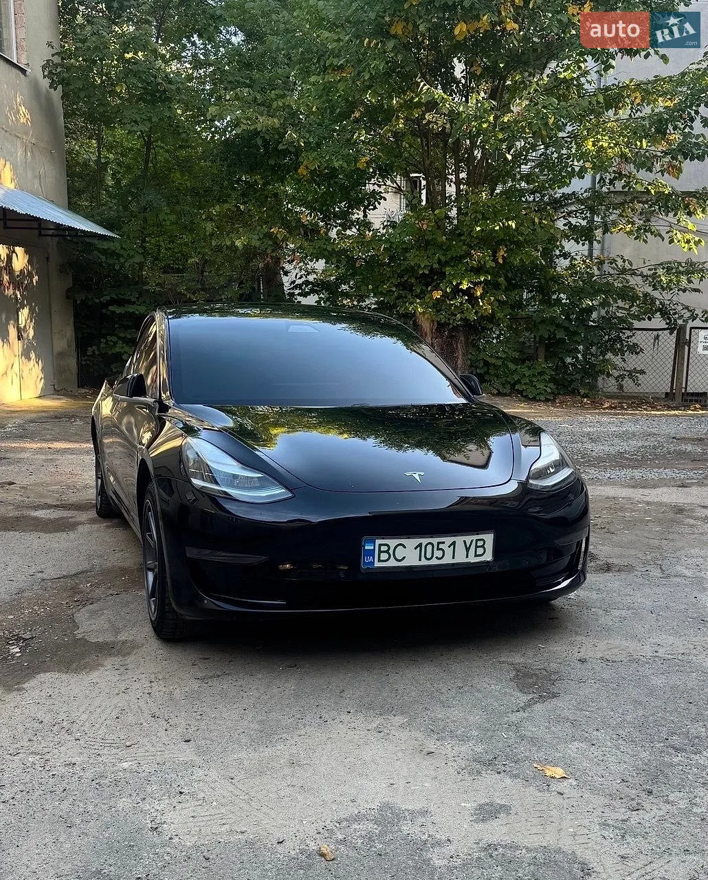 Tesla Model 3, 2019
