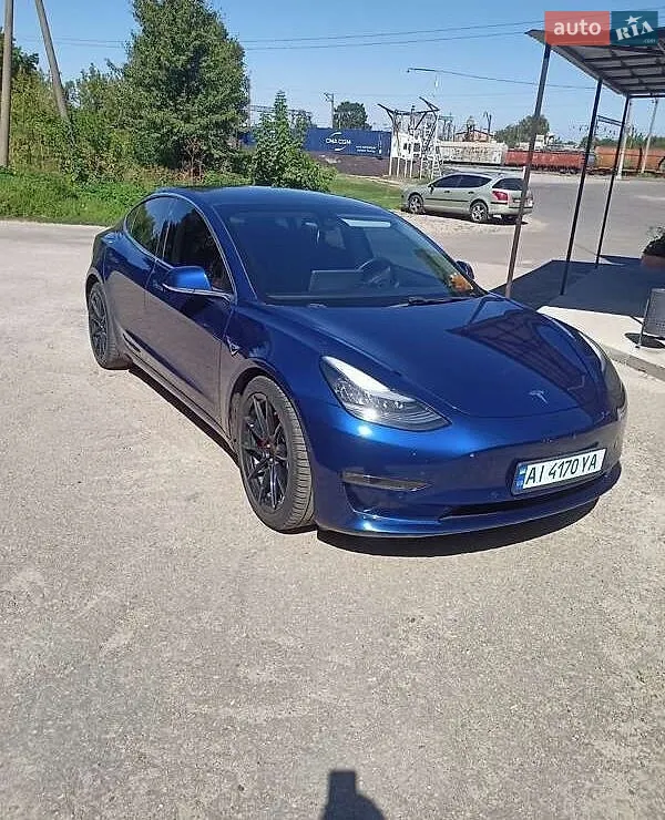 Tesla Model 3, 2019