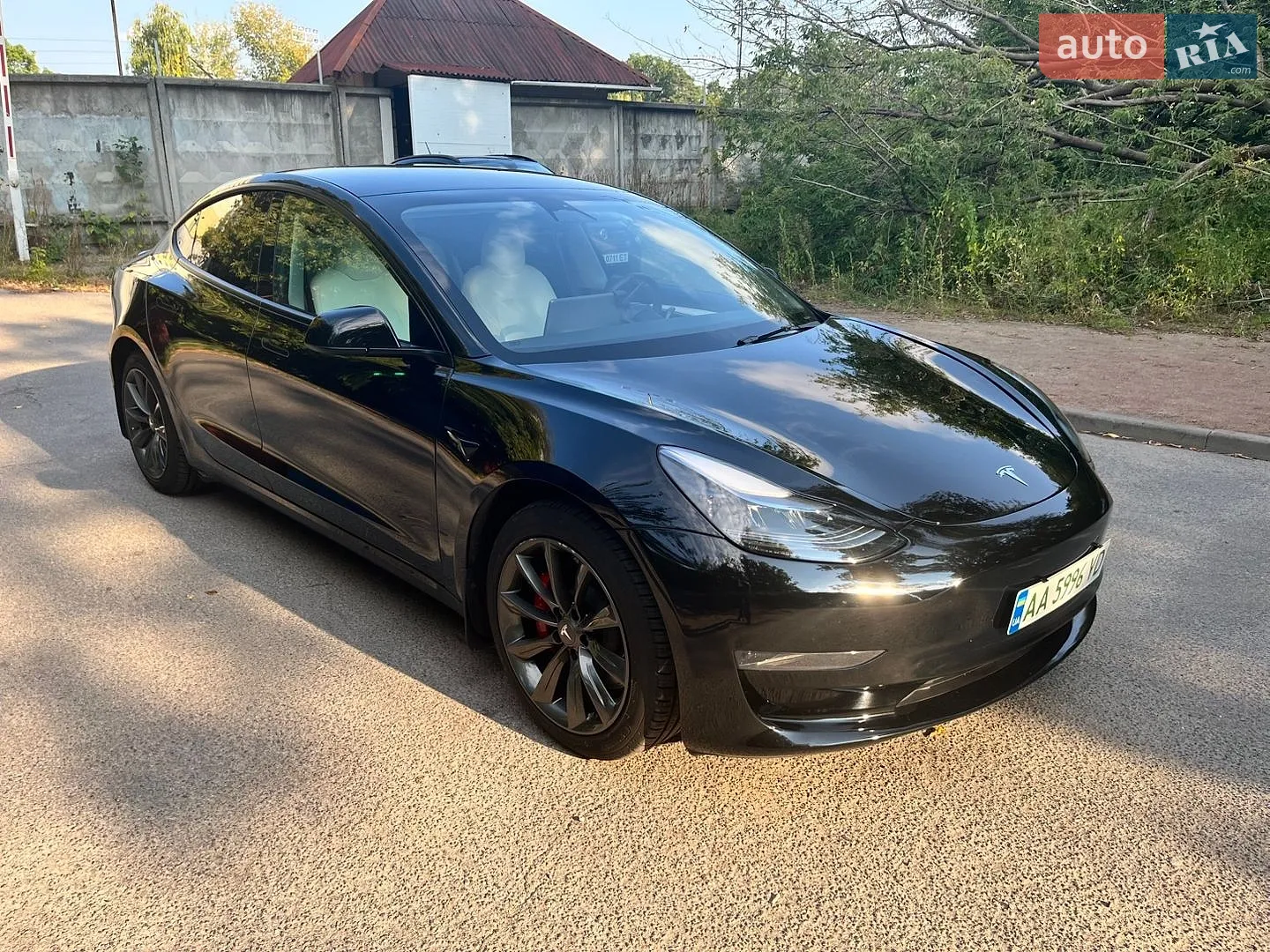 Tesla Model 3, 2023