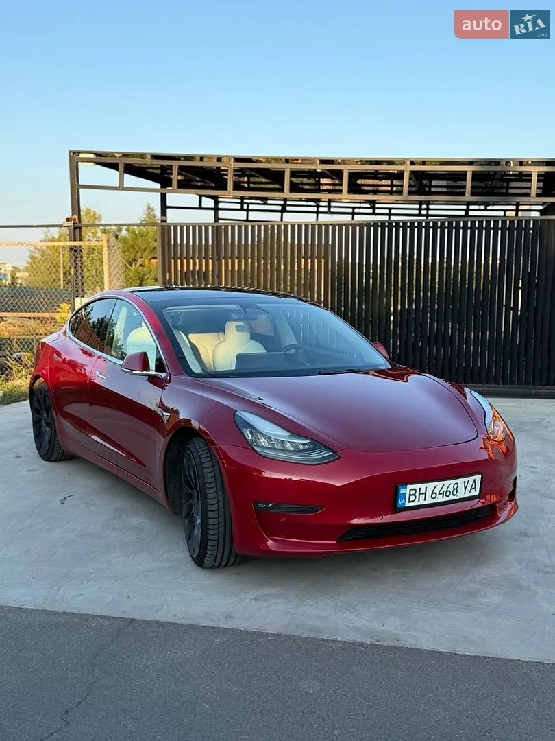 Tesla Model 3, 2019