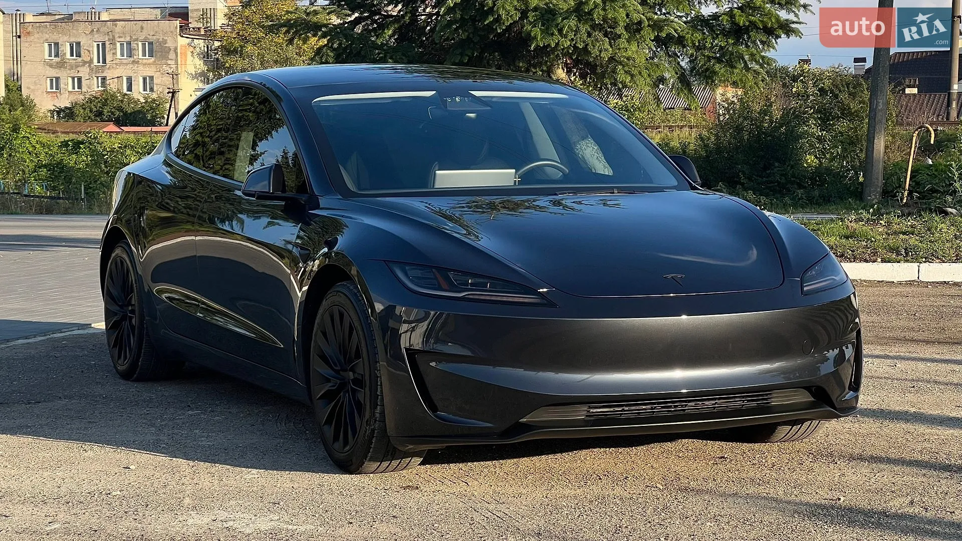 Tesla Model 3, 2024