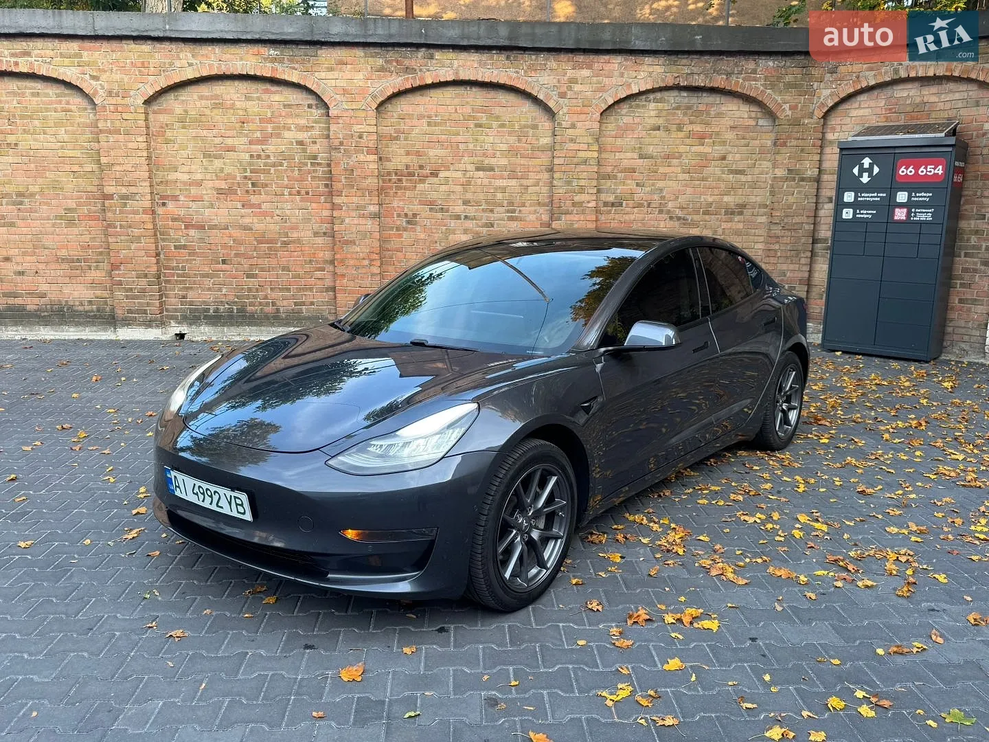 Tesla Model 3, 2020