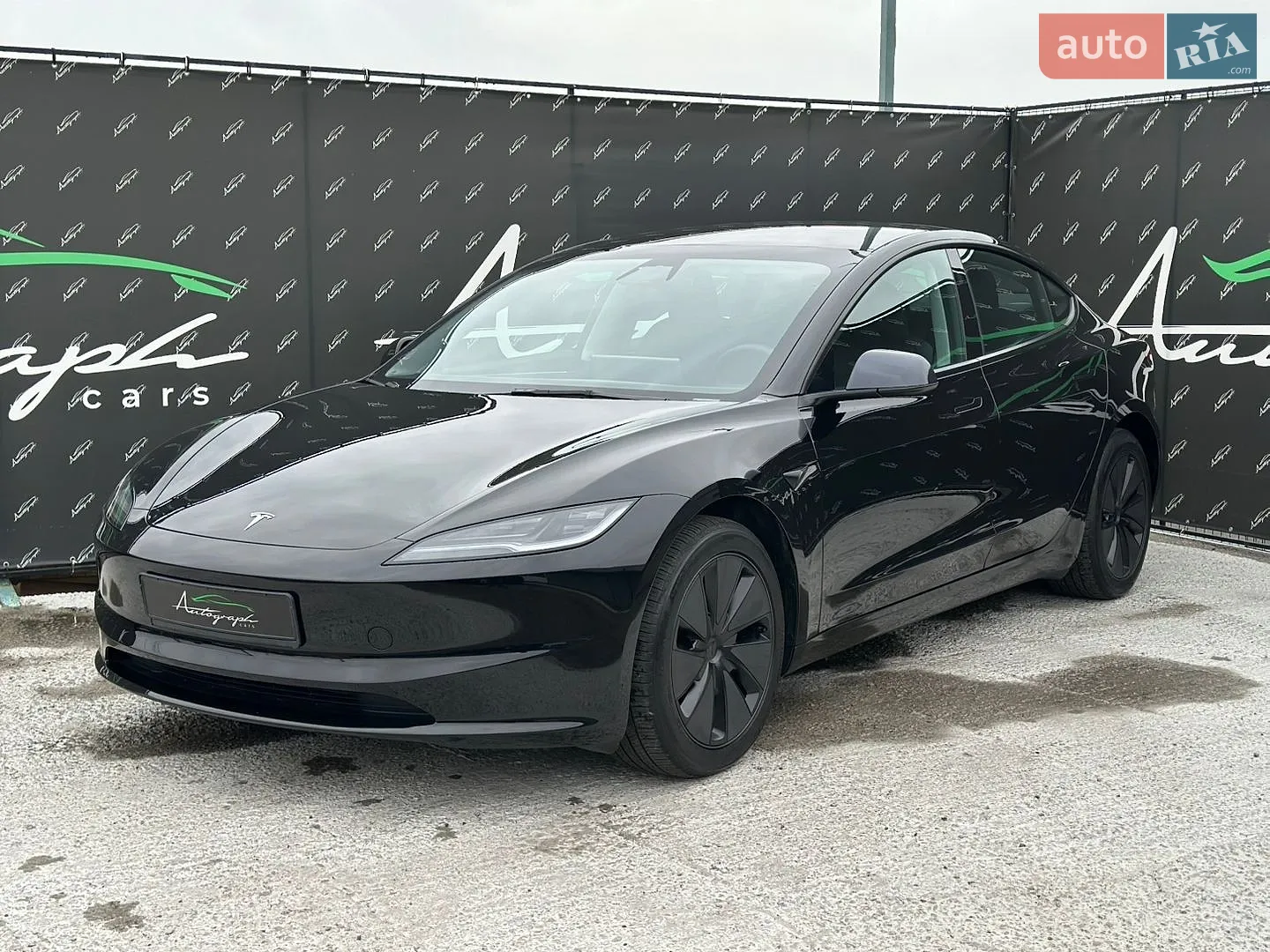 Tesla Model 3, 2025