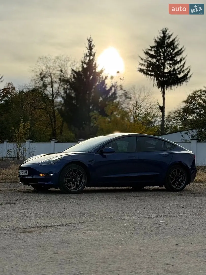 Tesla Model 3, 2021