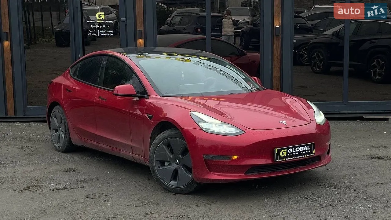 Tesla Model 3, 2021