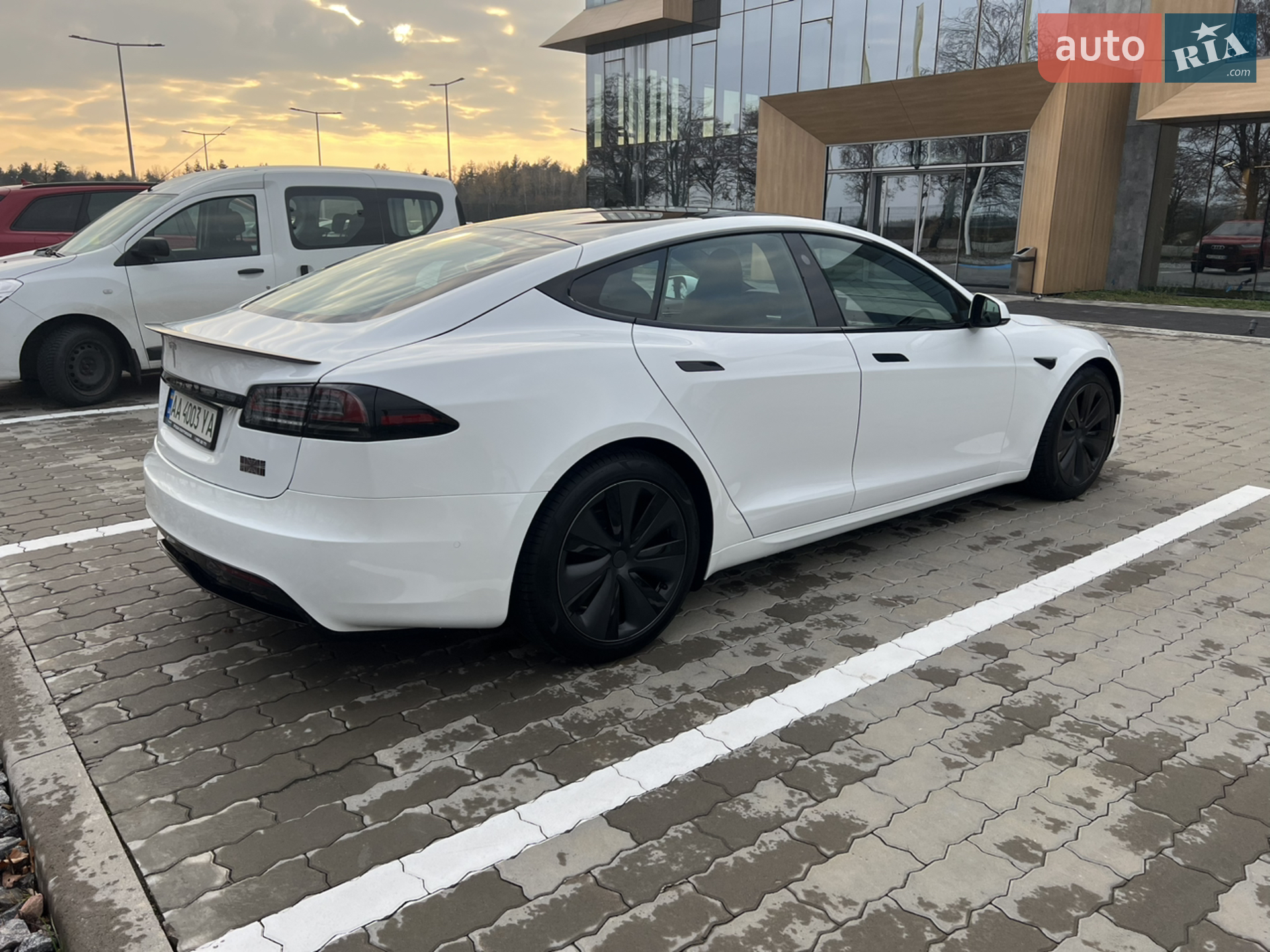 Tesla Model S, 2022
