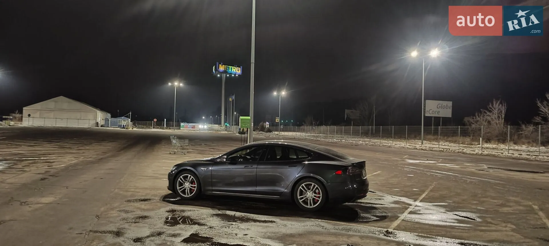 Tesla Model S, 2015