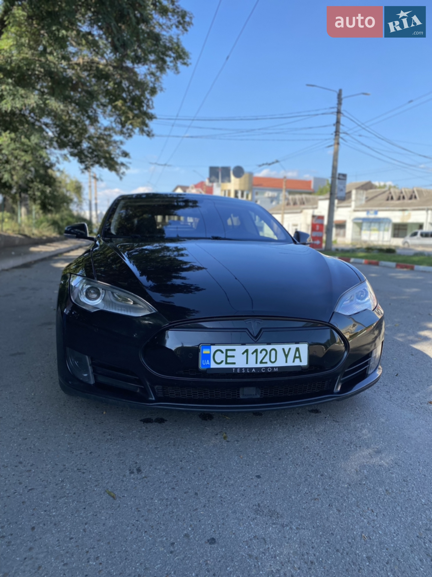 Tesla Model S, 2015