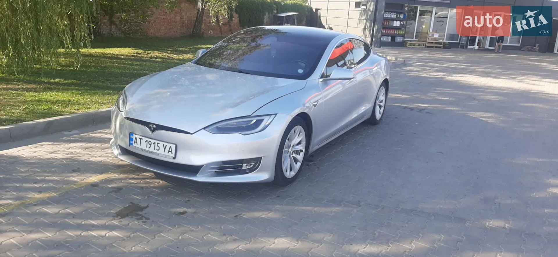 Tesla Model S, 2017
