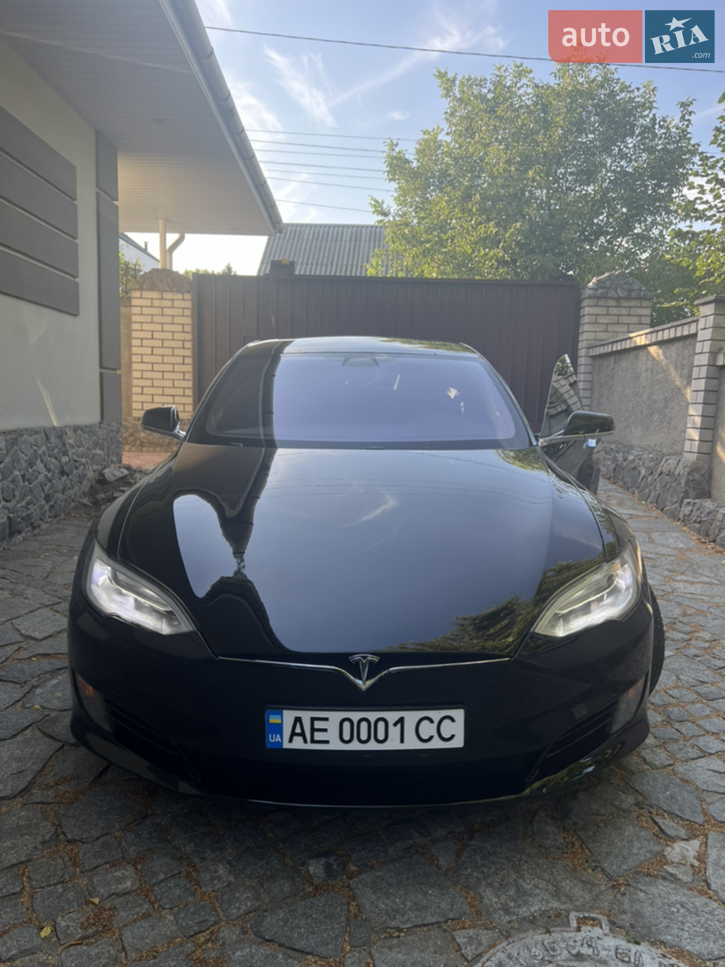 Tesla Model S, 2017