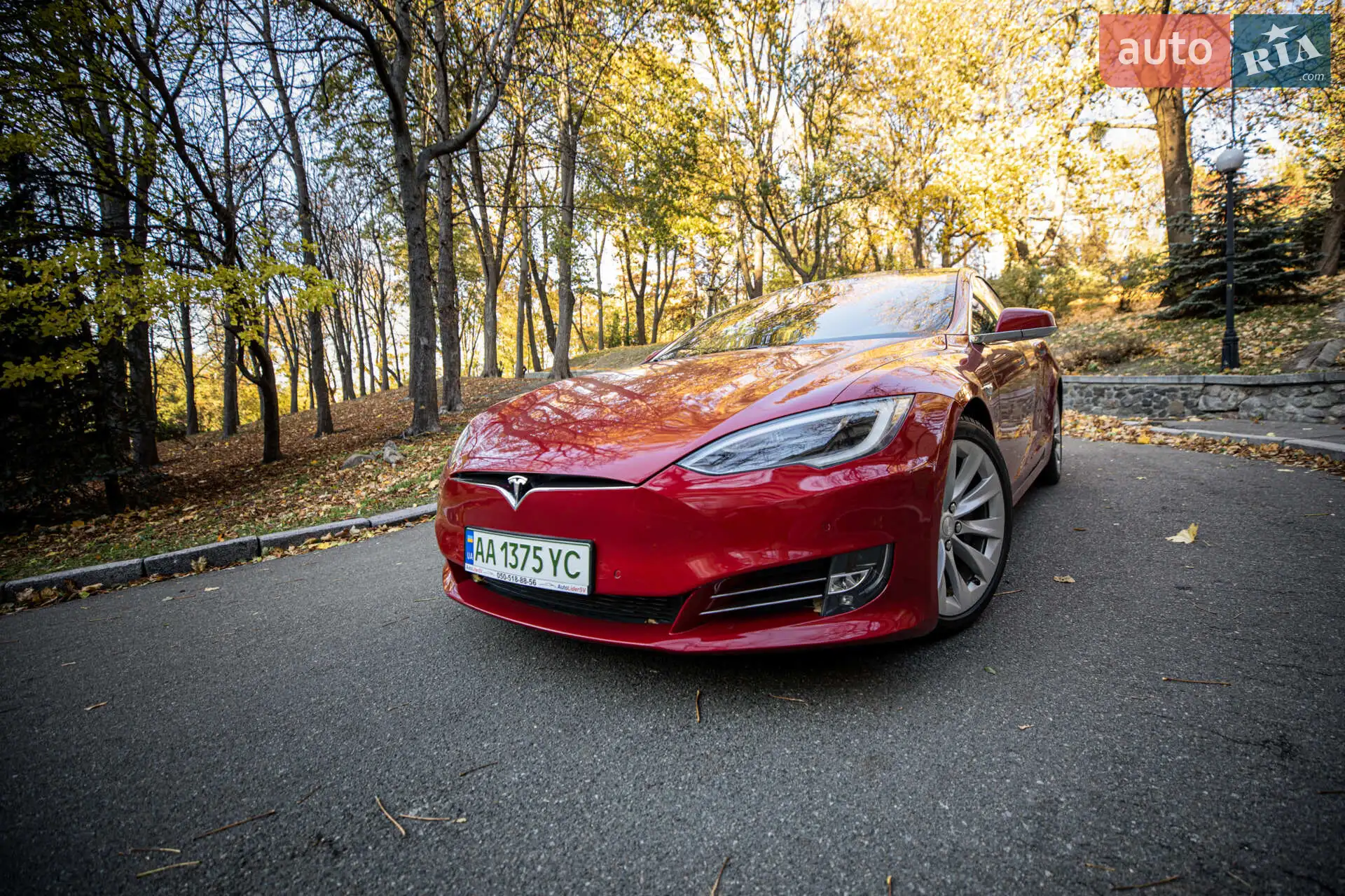 Tesla Model S, 2016