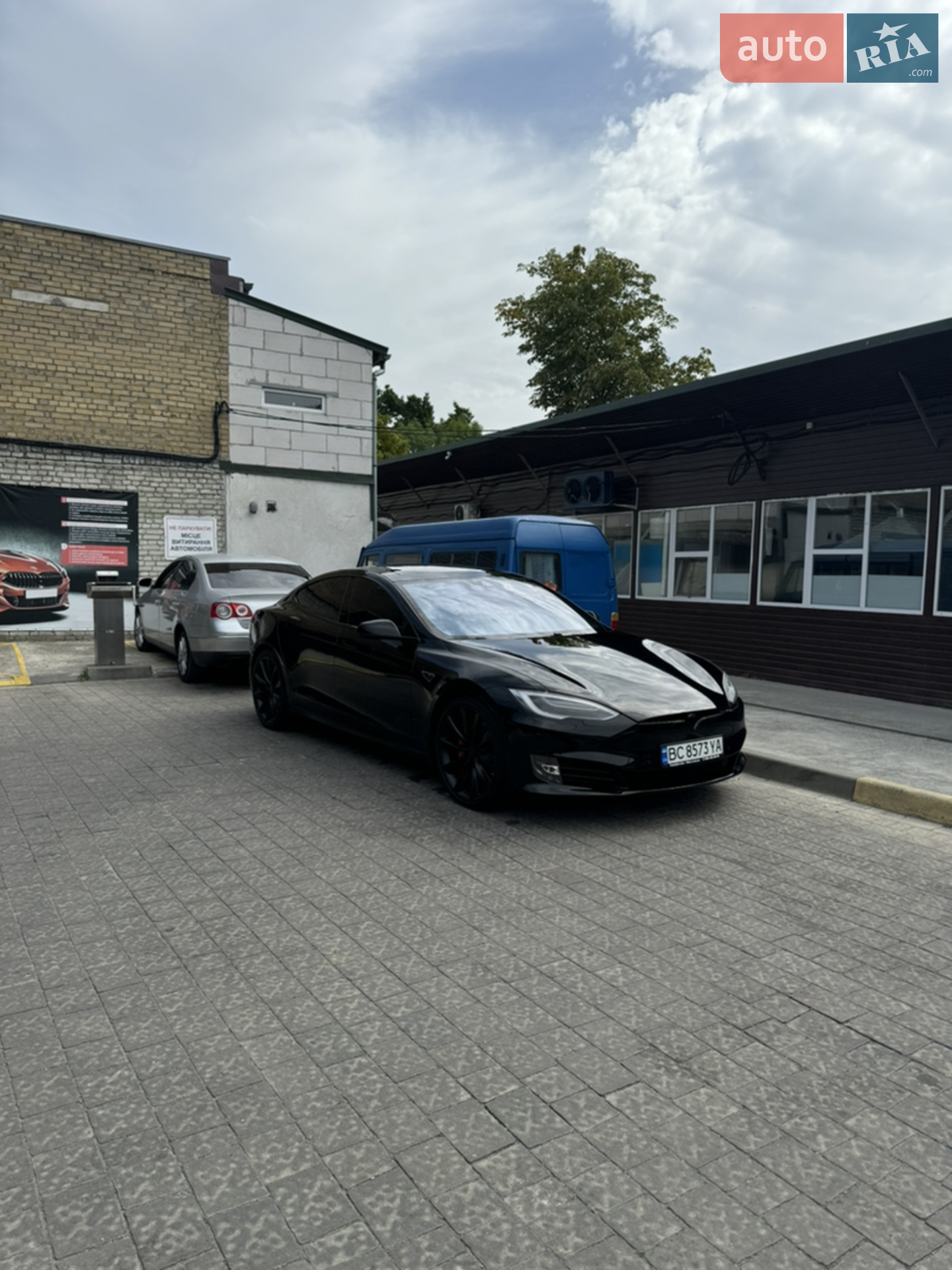 Tesla Model S, 2016