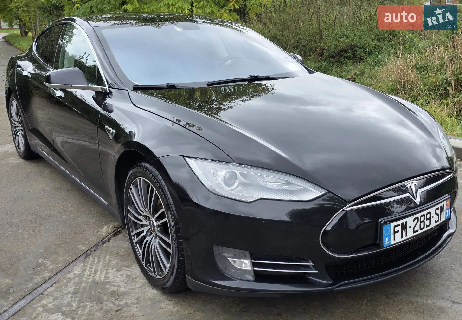 Tesla Model S, 2013