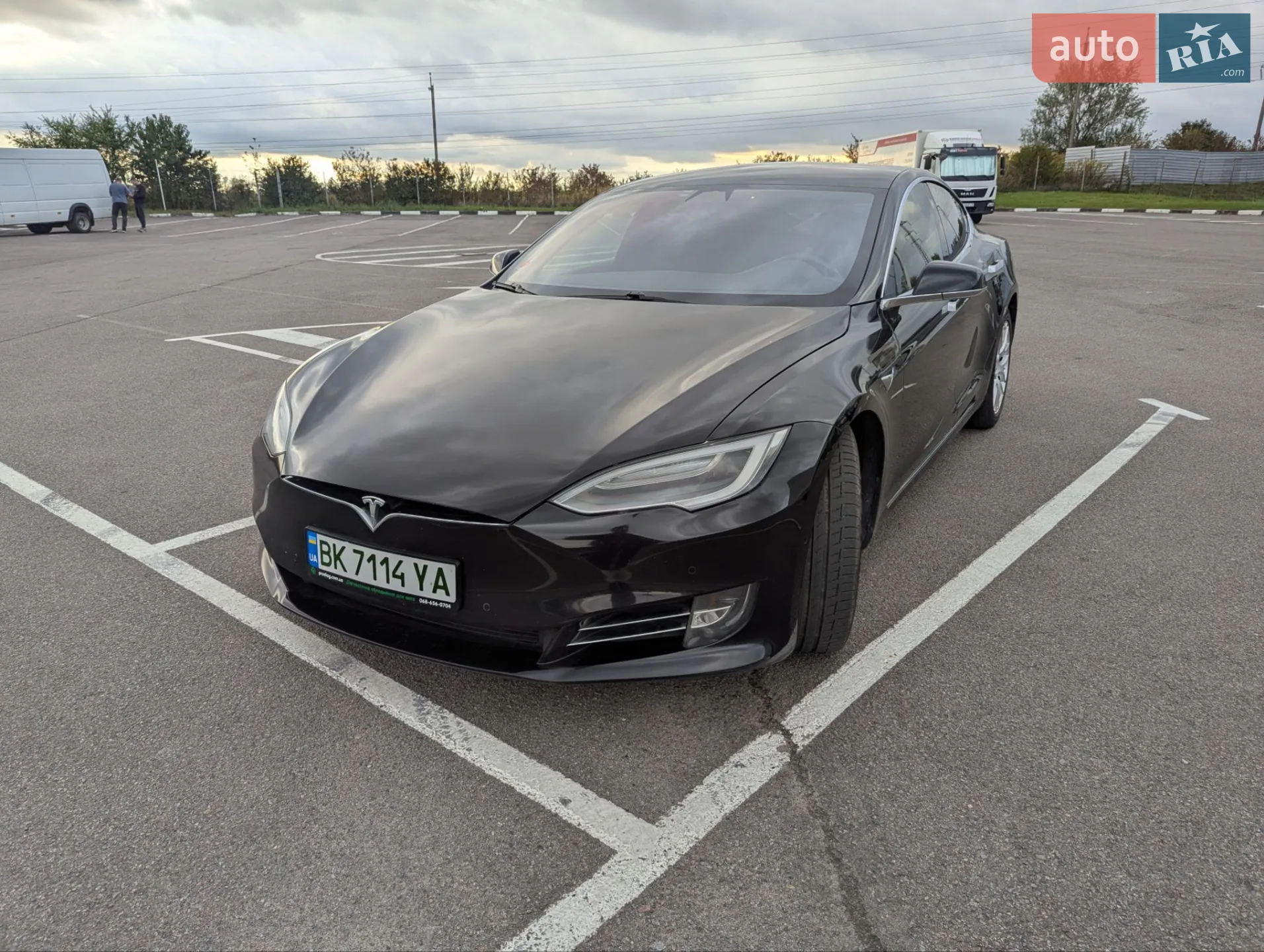 Tesla Model S, 2017