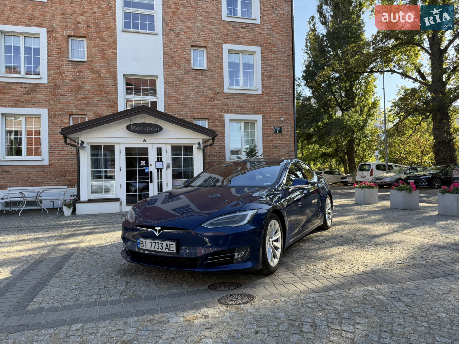 Tesla Model S, 2016